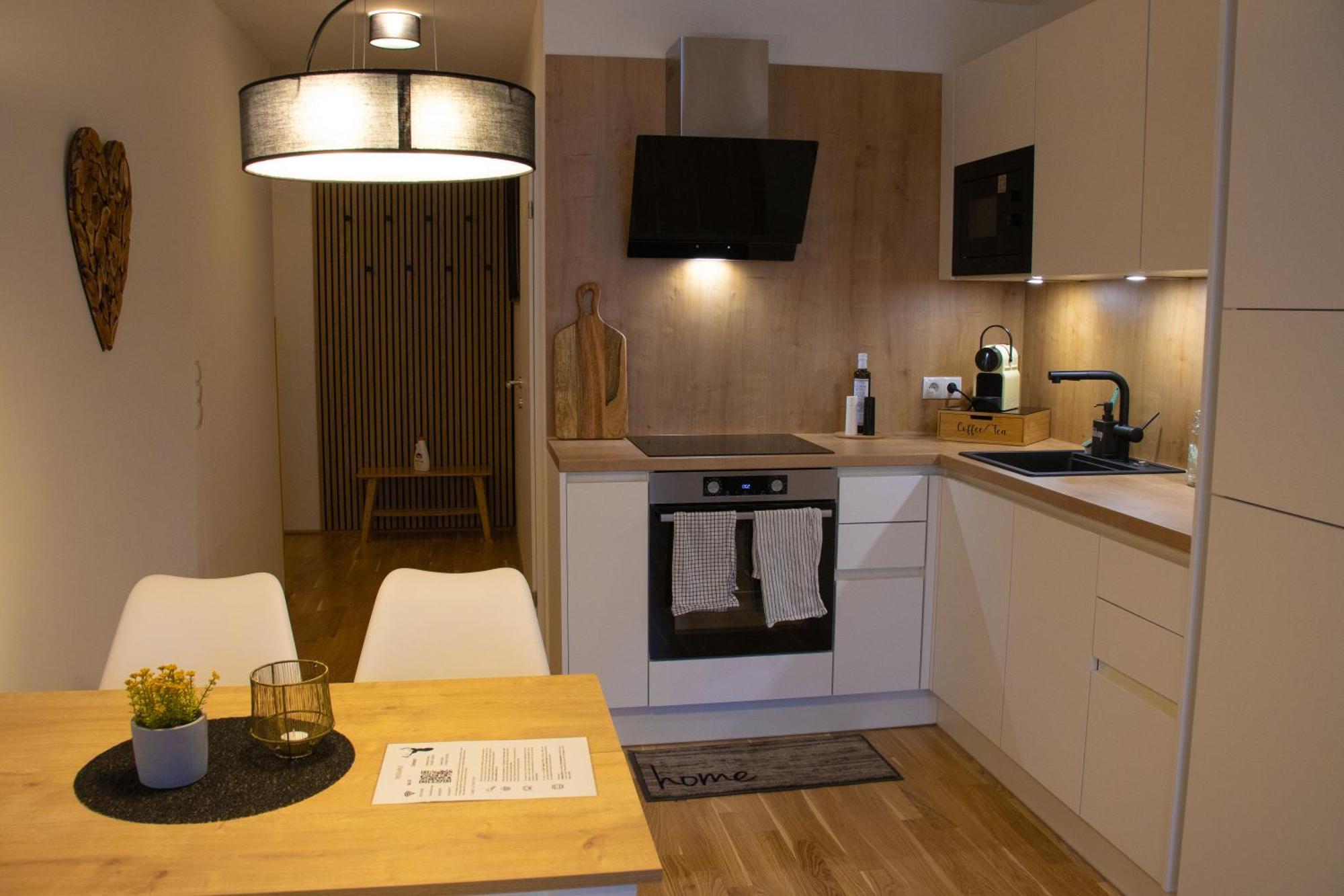 Danube City Lodge, Uptown, A/C Βιέννη Εξωτερικό φωτογραφία
